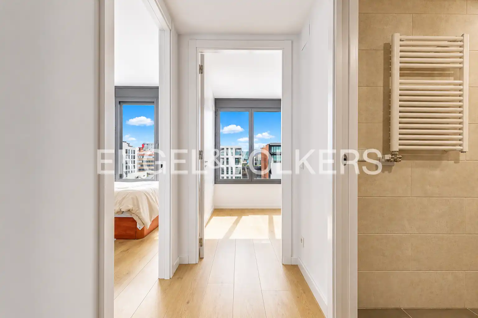 Exterior view of Flat for sale in Barcelona  with Air Conditioner, Heating and Terrace