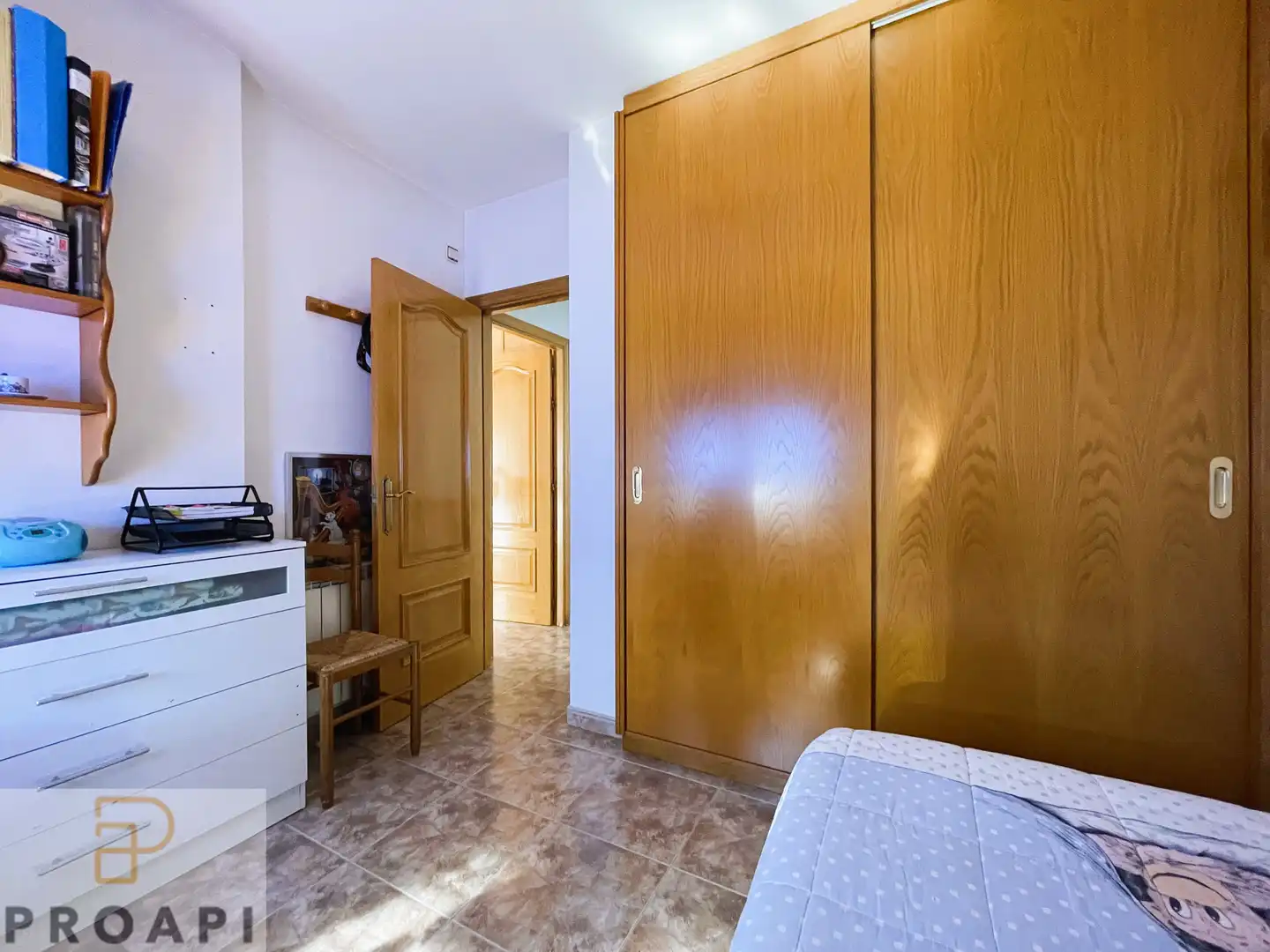 Habitación de Casa o chalet en venta en Girona con Aire acondicionado, Calefacción y Jardín privado