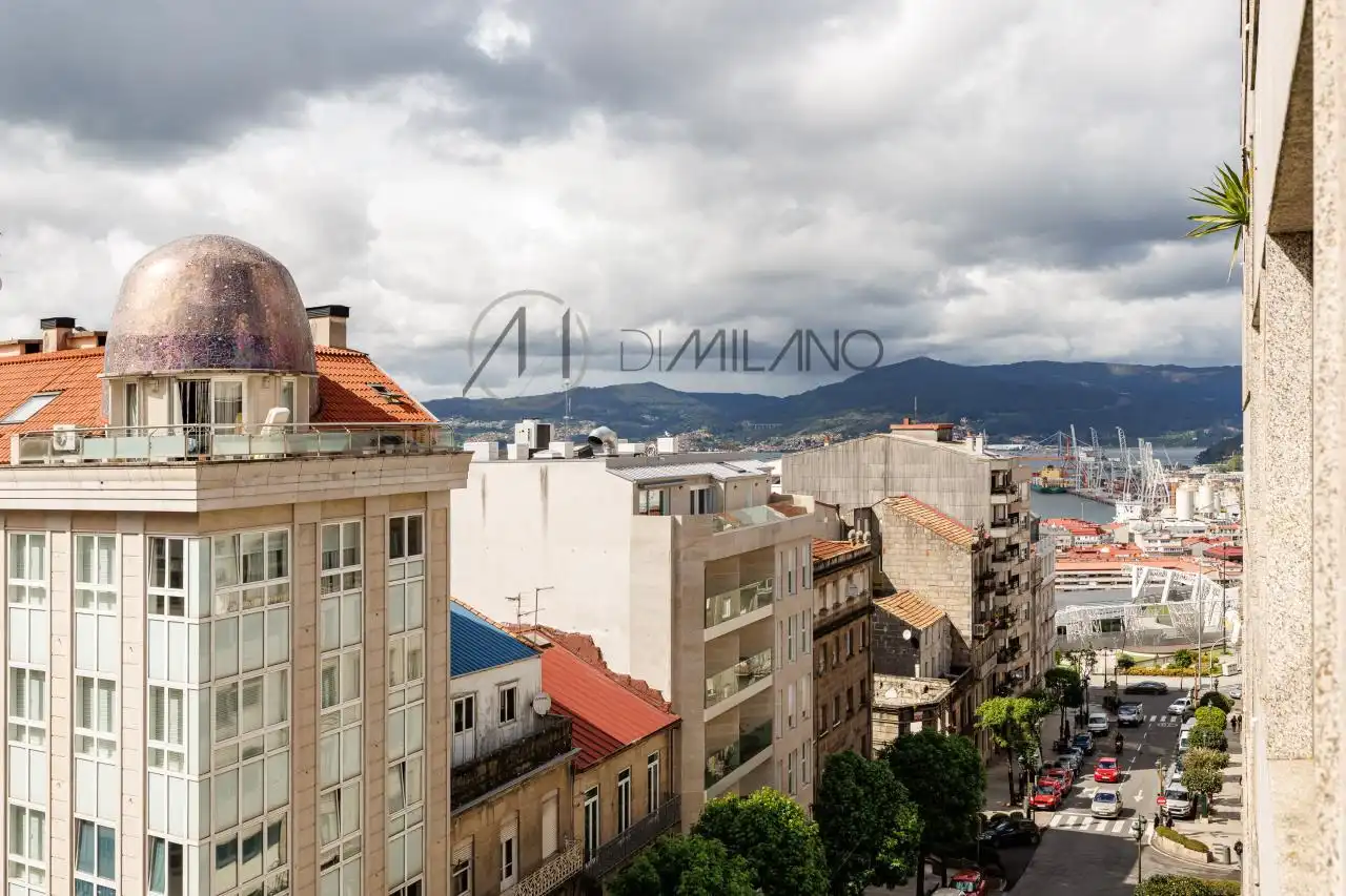 Exterior view of Flat for rent in Vigo   with Heating, Parquet flooring and Terrace