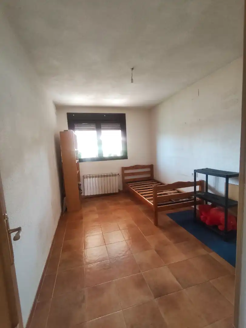 Bedroom of Detached homes for sale in Alcabón  with Heating, Private garden and Storage room