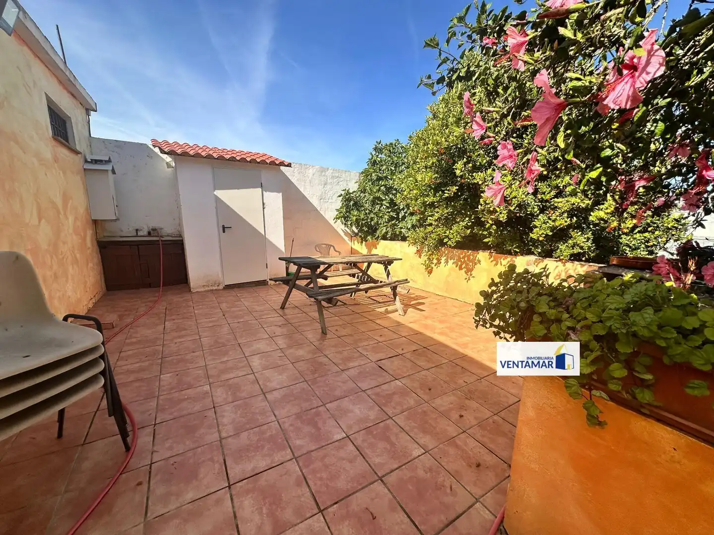 Terrasse von Country house zum Verkauf in La Línea de la Concepción mit Privatgarten und Abstellraum