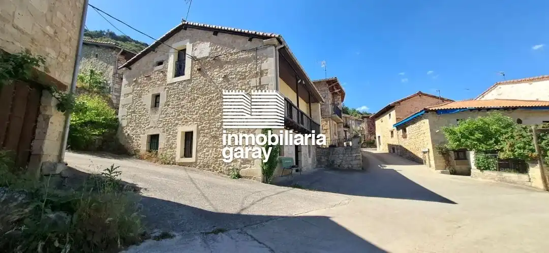 Casa amb terrassa en venda a Valle de Manzanedo, imagen 3