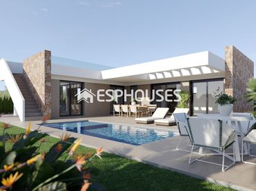 Chalet con balcón en venta en Hacienda del Álamo Golf