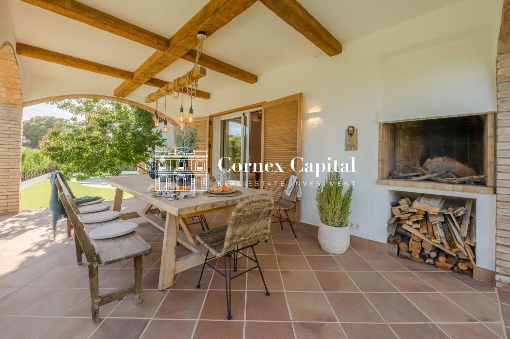 Terraza de Casa o chalet en venta en L'Estartit con Aire acondicionado, Calefacción y Jardín privado