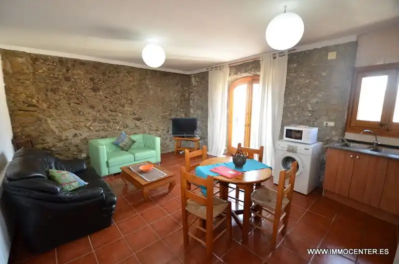 Casa con jardín en venta en Palau-saverdera, imagen 3