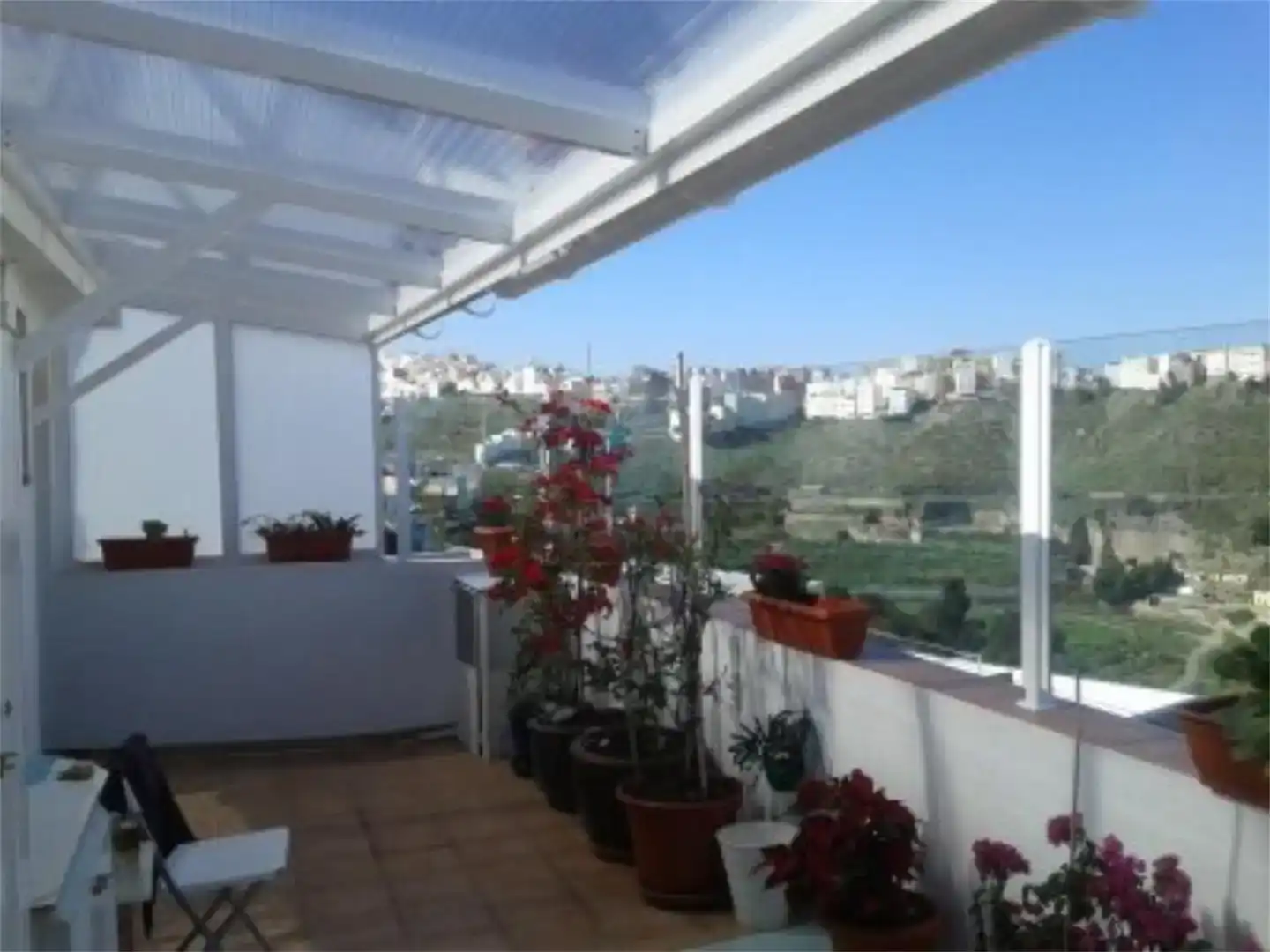 Terrassa de Casa o xalet en venda en Las Palmas de Gran Canaria amb Moblat, Rentadora i Balcó