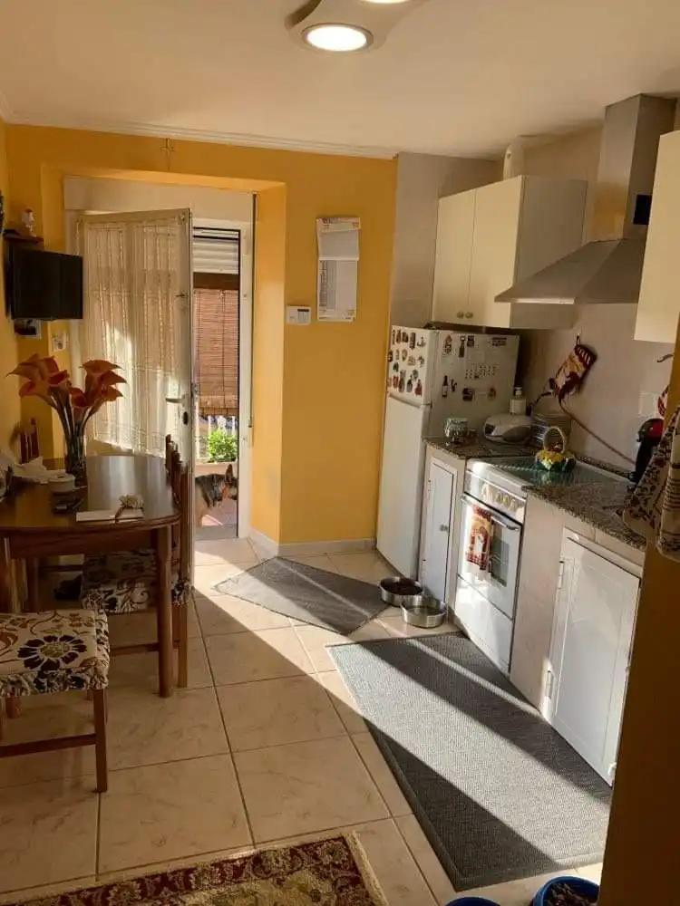 Cuina de Casa o xalet en venda en Muros amb Aire condicionat, Calefacció i Jardí privat