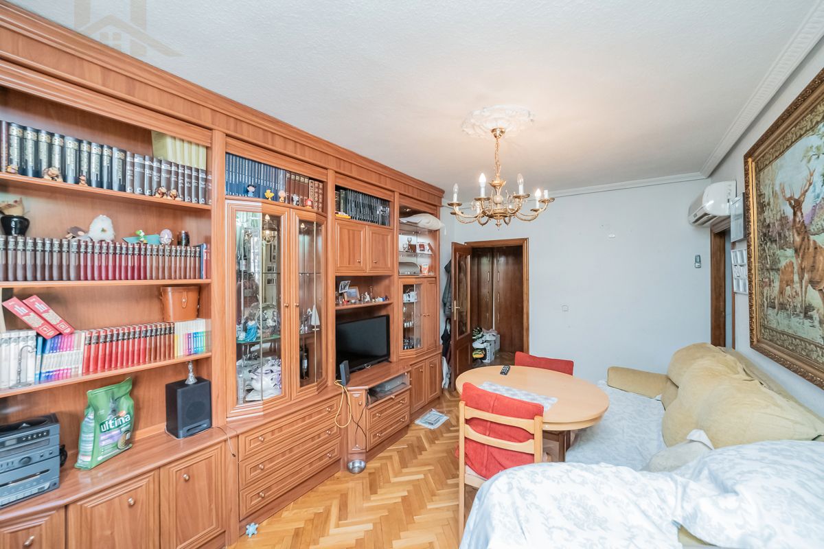 Bedroom of Flat for sale in Móstoles  with Air Conditioner and Heating