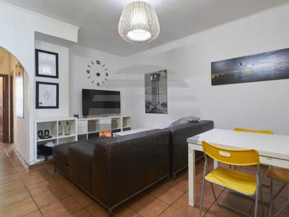 Living room of Flat for sale in  Barcelona Capital  with Balcony