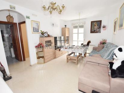 Sala d'estar de Pis en venda en Ronda amb Aire condicionat, Calefacció i Terrassa