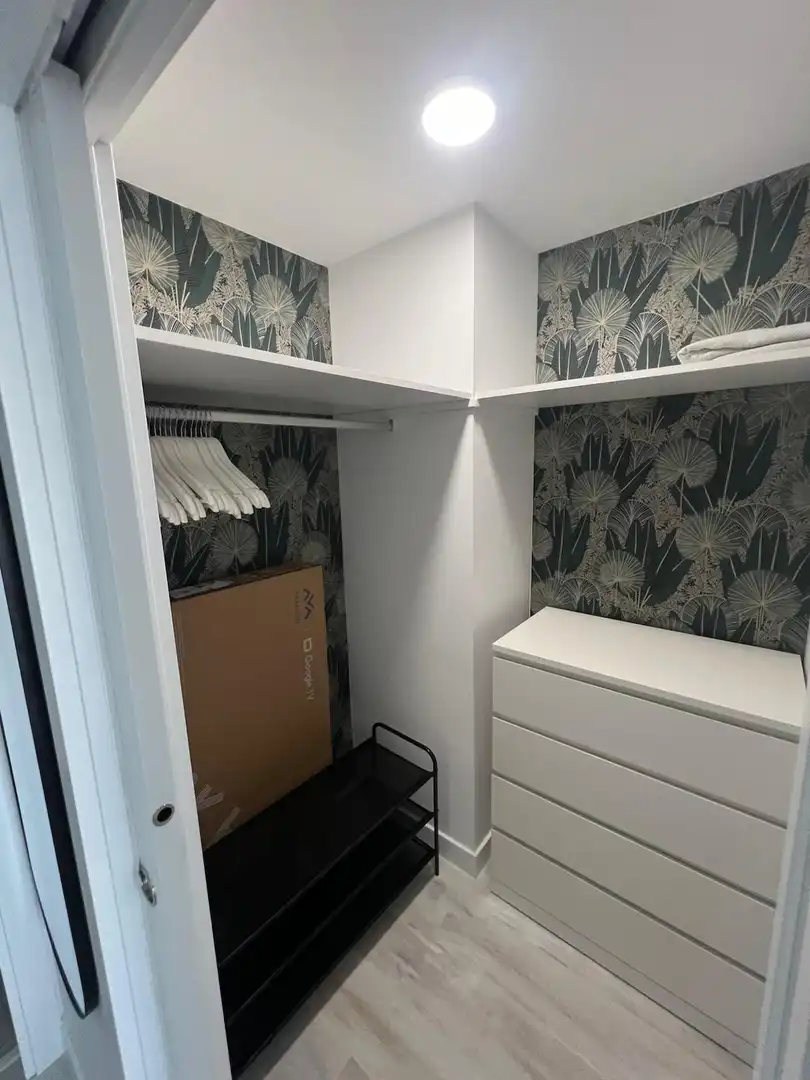 Habitación de Apartamento de alquiler en Málaga con Aire acondicionado, Amueblado y Piscina comunitaria