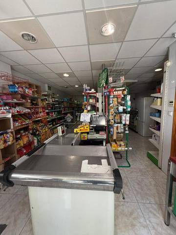 Local comercial en Venta en Polideportivo
