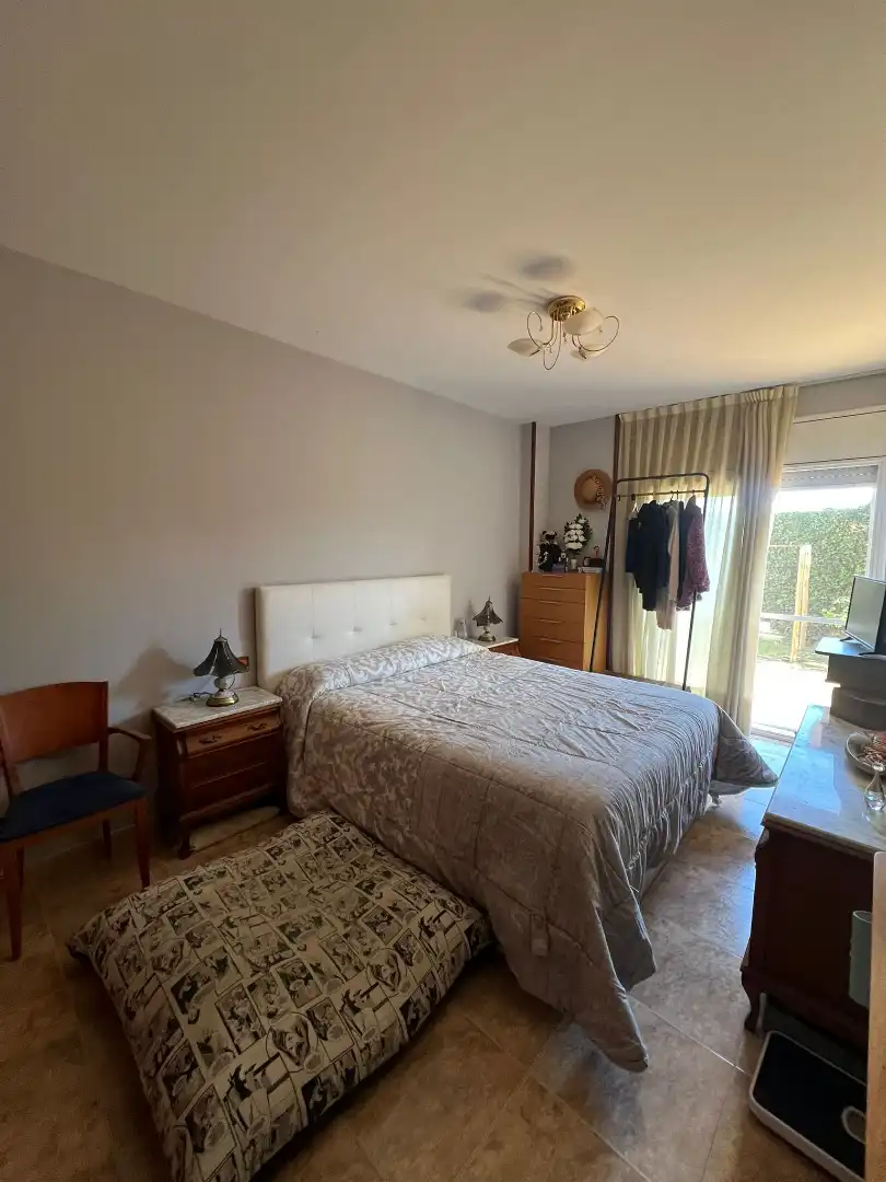 Habitación de Planta baja en venta en Pineda de Mar con Aire acondicionado, Calefacción y Jardín privado