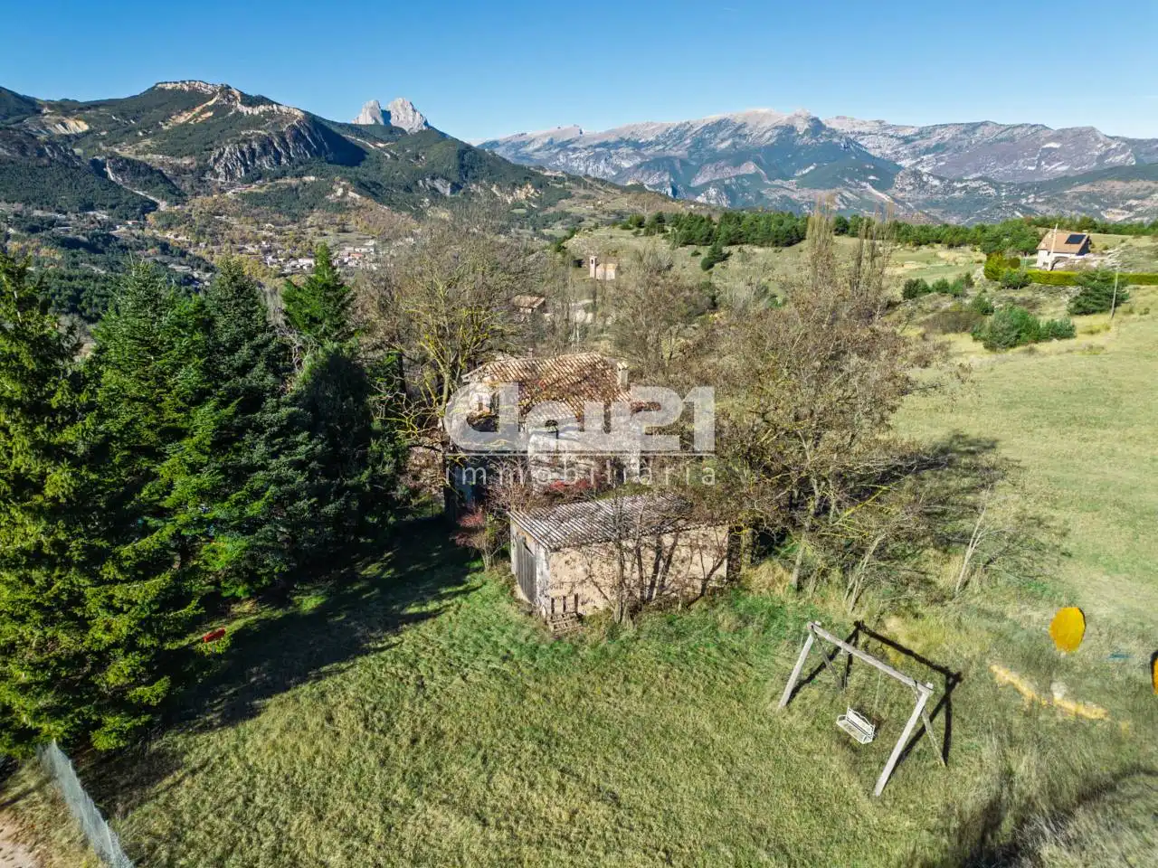 Houses for sale in Vallcebre  with Heating, Private garden and Parquet flooring