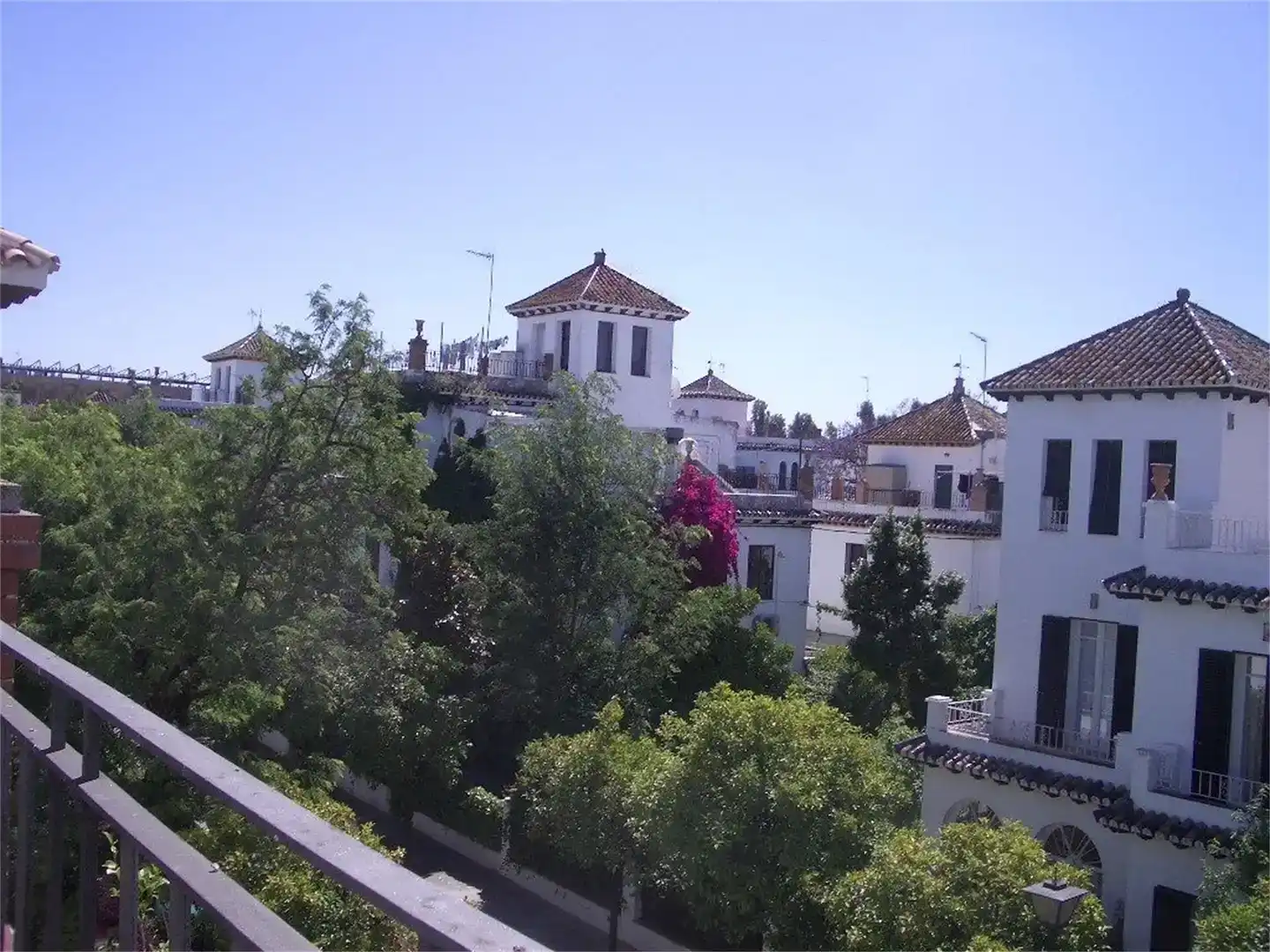 Vista exterior de Casa o xalet en venda en  Sevilla Capital