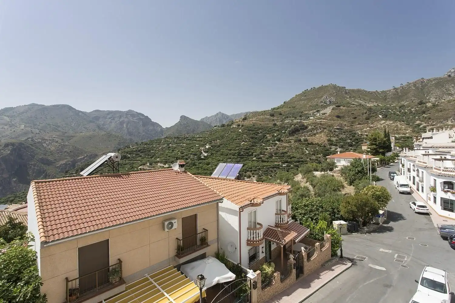 Vista exterior de Dúplex en venta en Lentegí con Aire acondicionado, Terraza y Amueblado