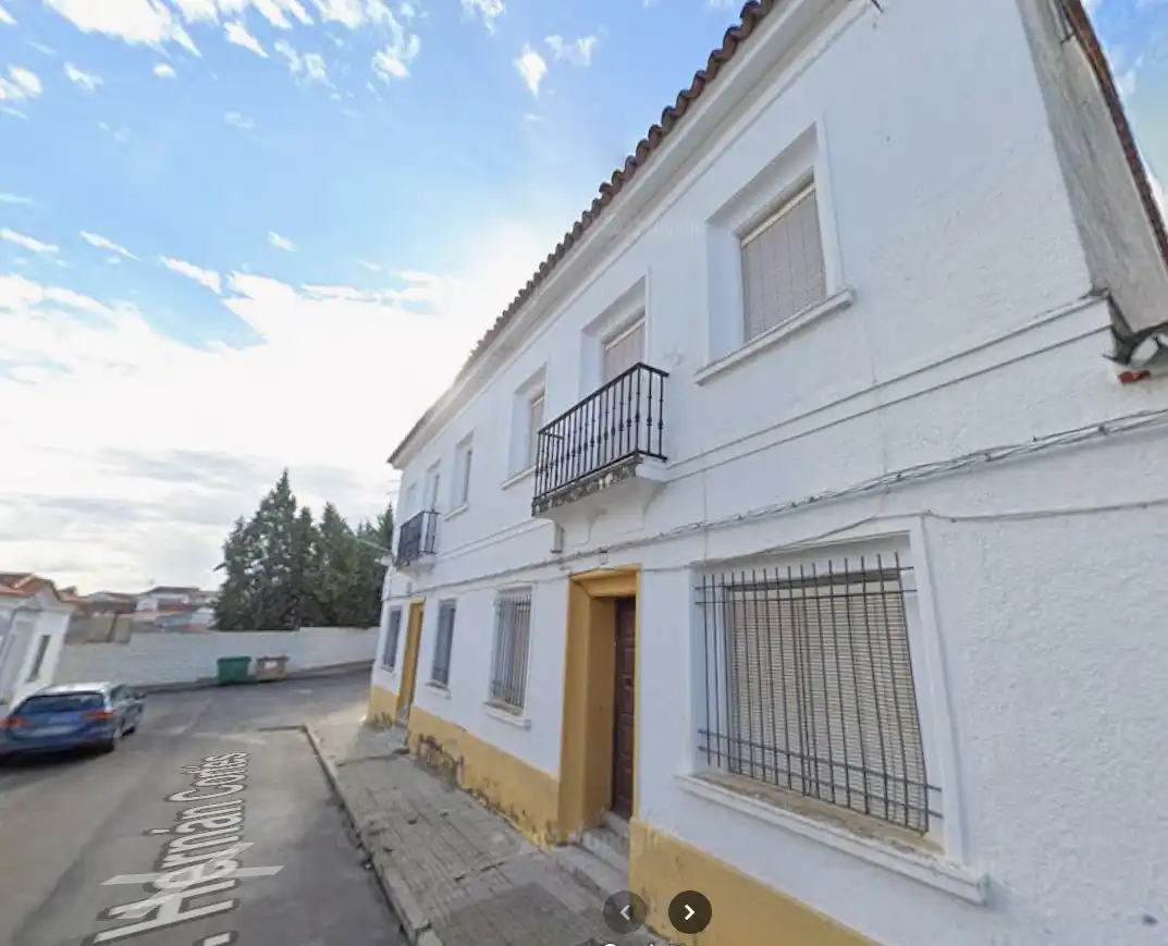 House for sale in Calle Hernán Cortés 9