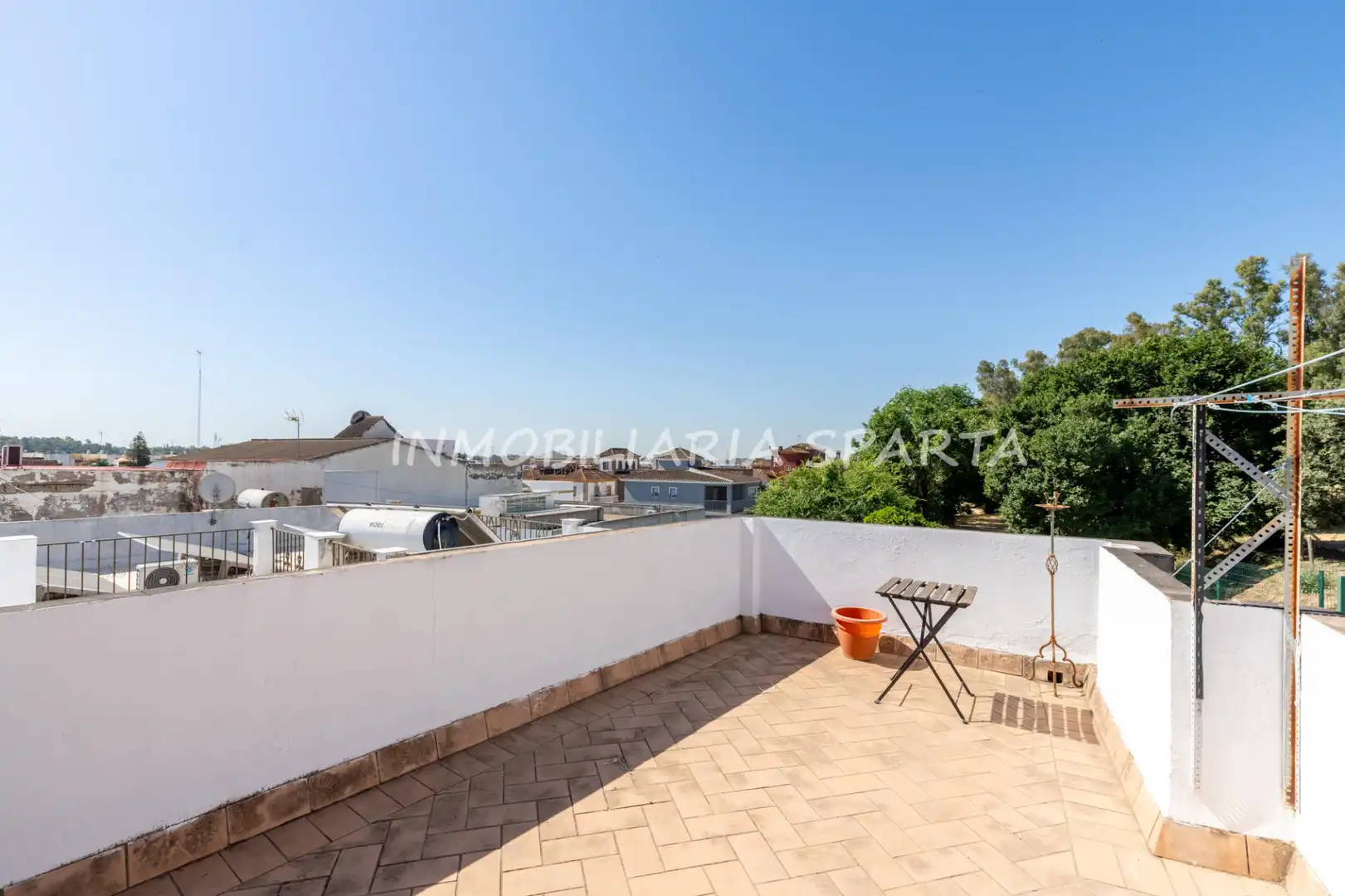 Terraza de Casa adosada en venta en Gelves con Terraza, Horno y Lavadora