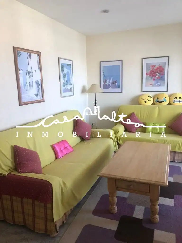 Mini appartamento con terrazza in affitto a Calle Clot de Mingot, imagen 4