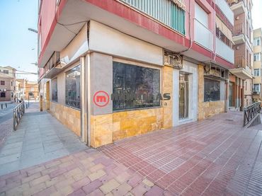 Local comercial en venda a Plaza San José 3