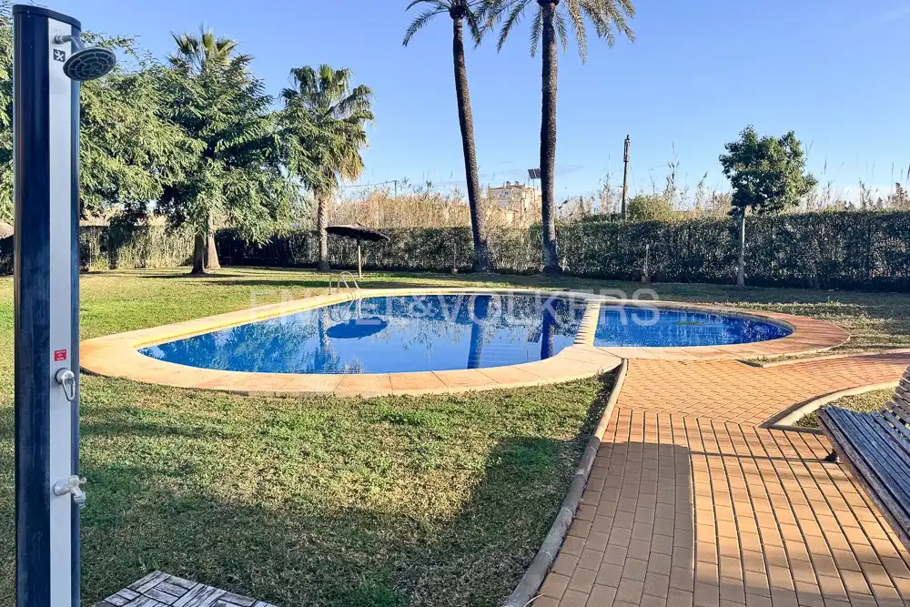 Detached homes for rent in urbanización Devesa, Oliva Nova