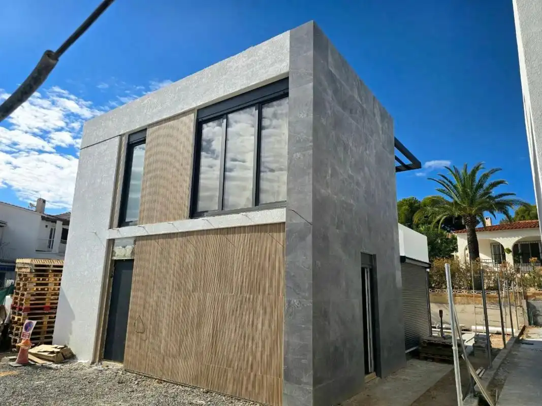 Detached house with pool for sale in Calle Capellá, 21, imagen 10