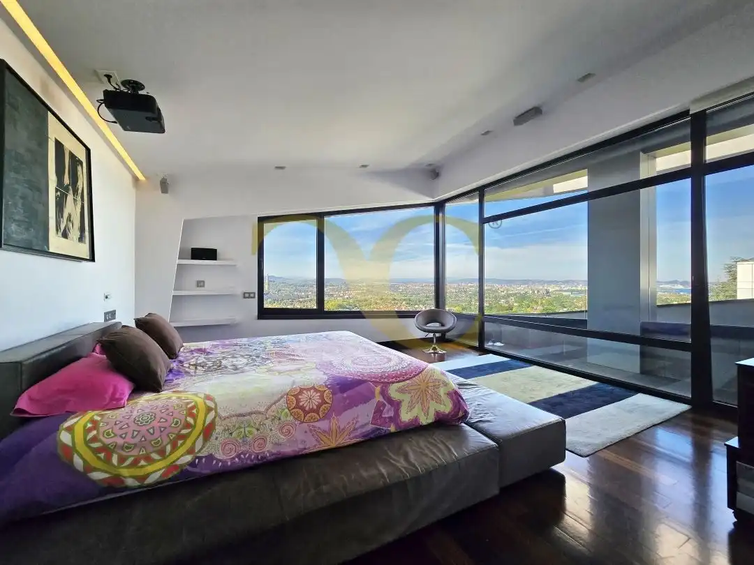 Habitación de Casa o chalet en venta en Gijón  con Calefacción, Jardín privado y Terraza