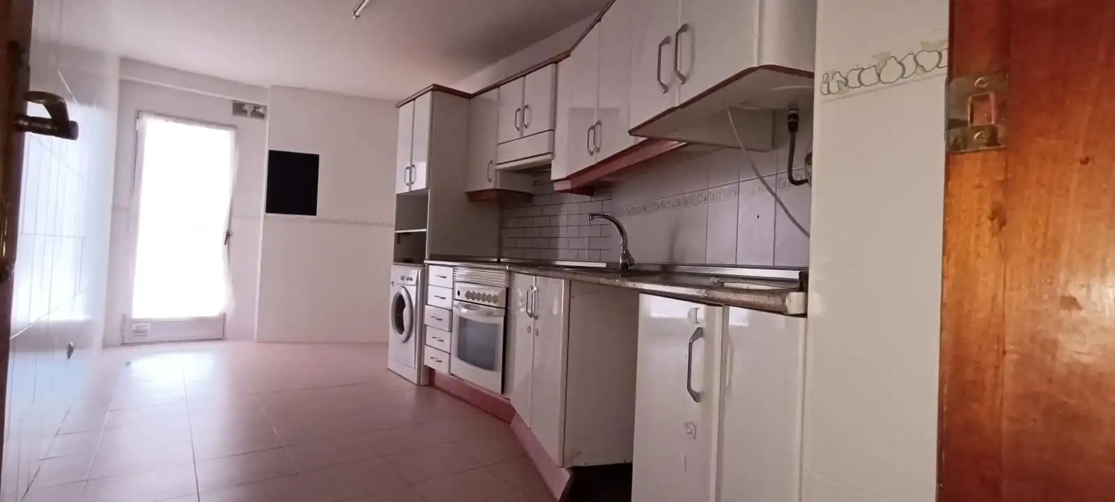 Kitchen of Flat for sale in Zamora Capital   with Heating, Storage room and Balcony