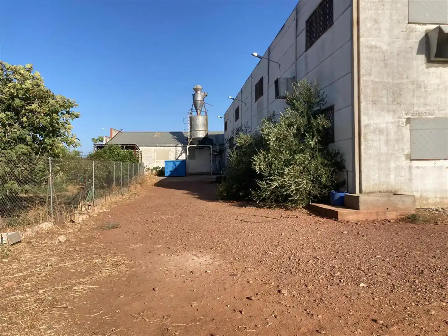 Exterior view of Industrial buildings for sale in Marmolejo