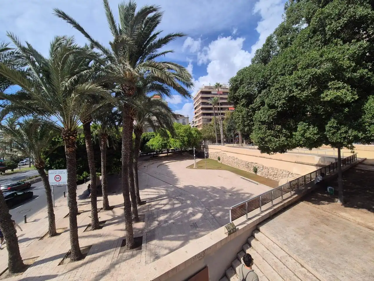 Vista exterior de Pis en venda en Alicante / Alacant amb Aire condicionat
