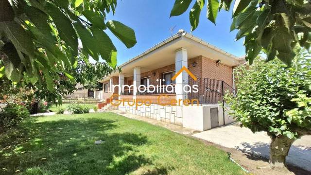 Casa-chalet en Venta en Bascuñana