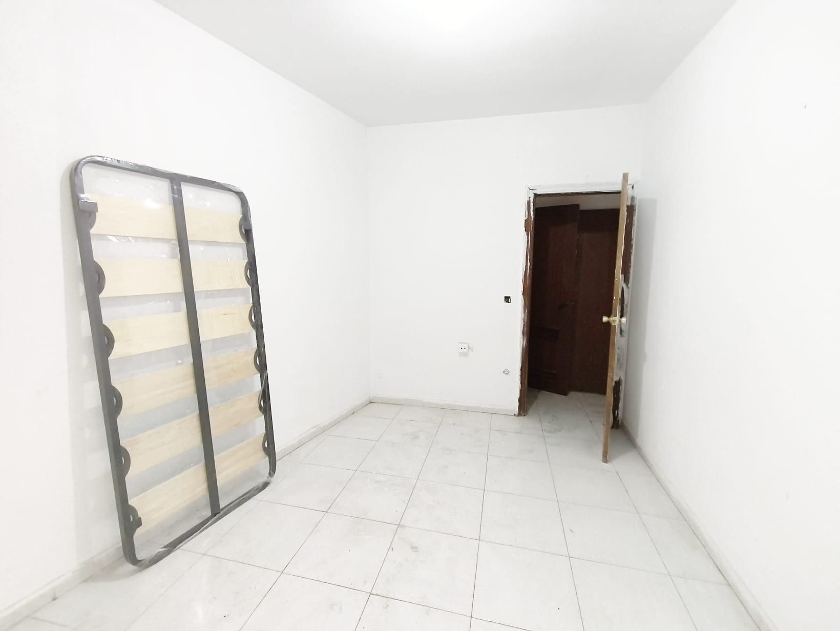 Bedroom of Flat for sale in  Sevilla Capital  with Balcony