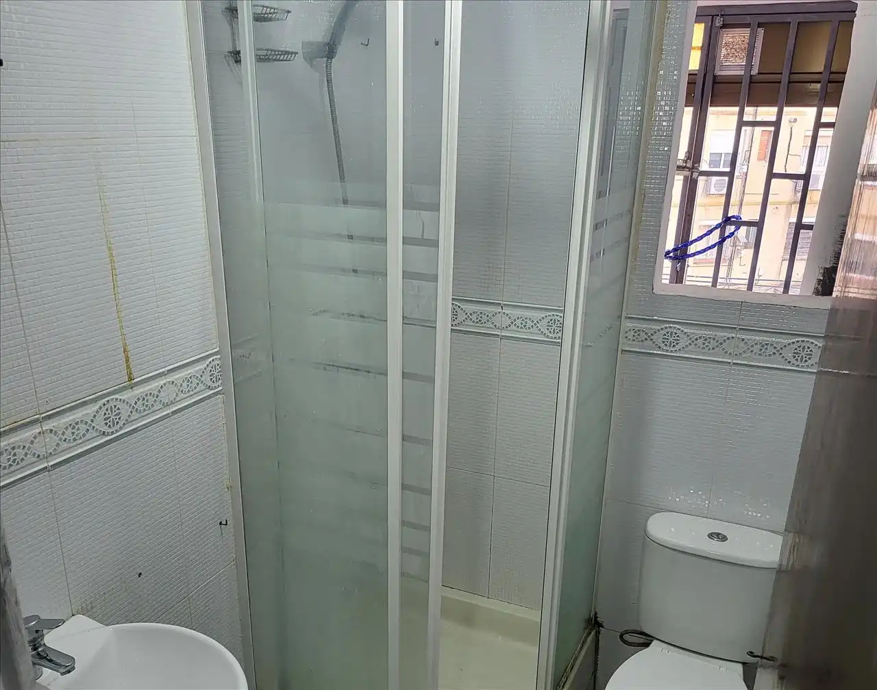 Bany de Pis en venda en L'Hospitalet de Llobregat