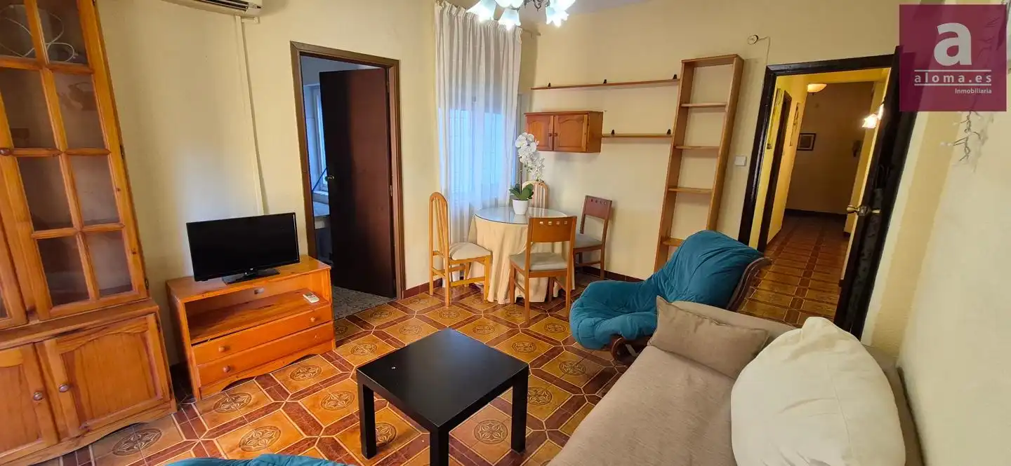 Living room of Flat for rent in Cáceres  with Furnished and Balcony