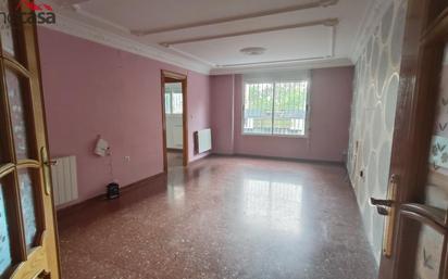 Living room of Flat for sale in  Granada Capital  with Heating, Private garden and Alarm