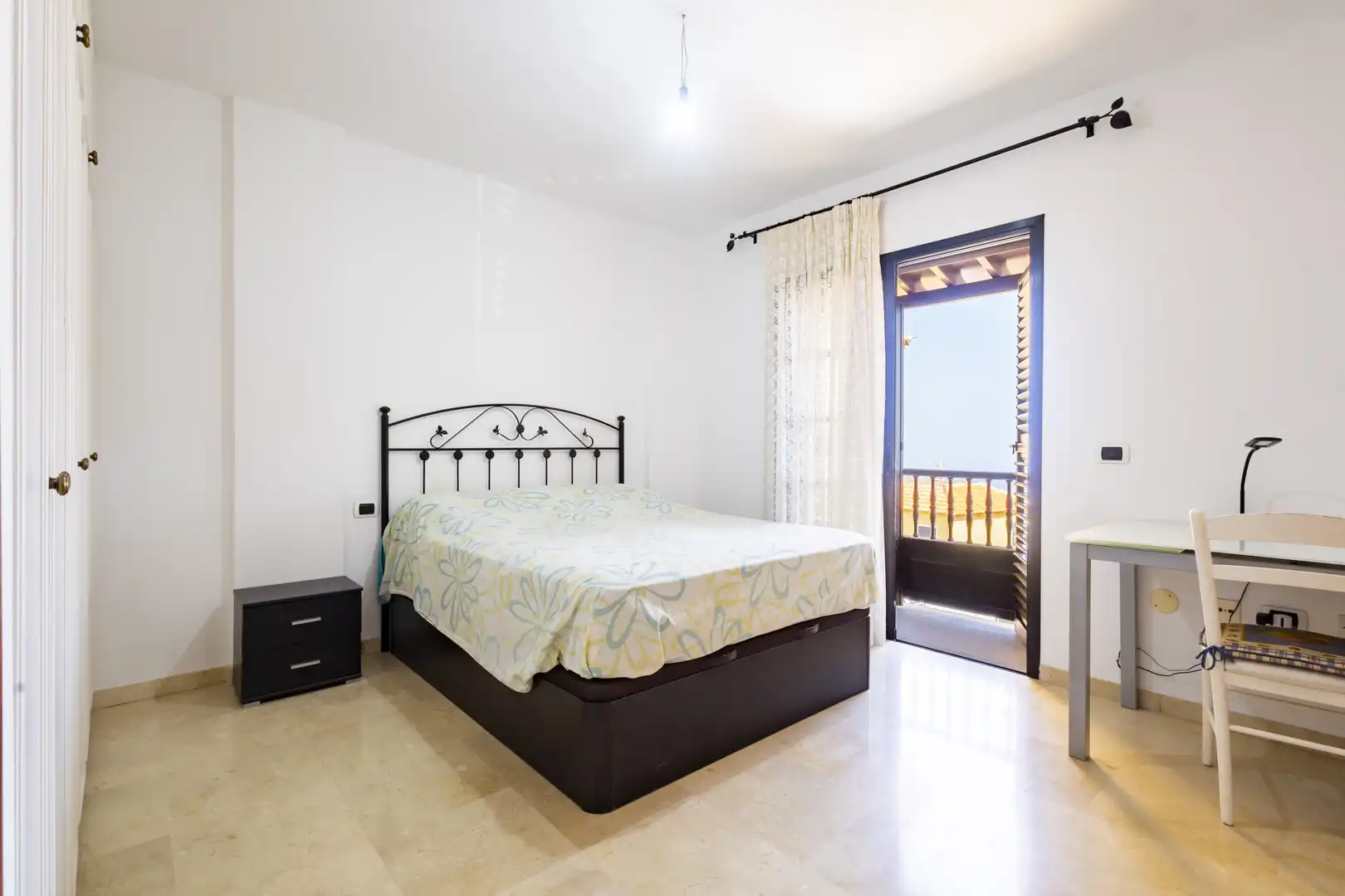 Habitación de Casa adosada en venta en Candelaria con Terraza, Trastero y Balcón