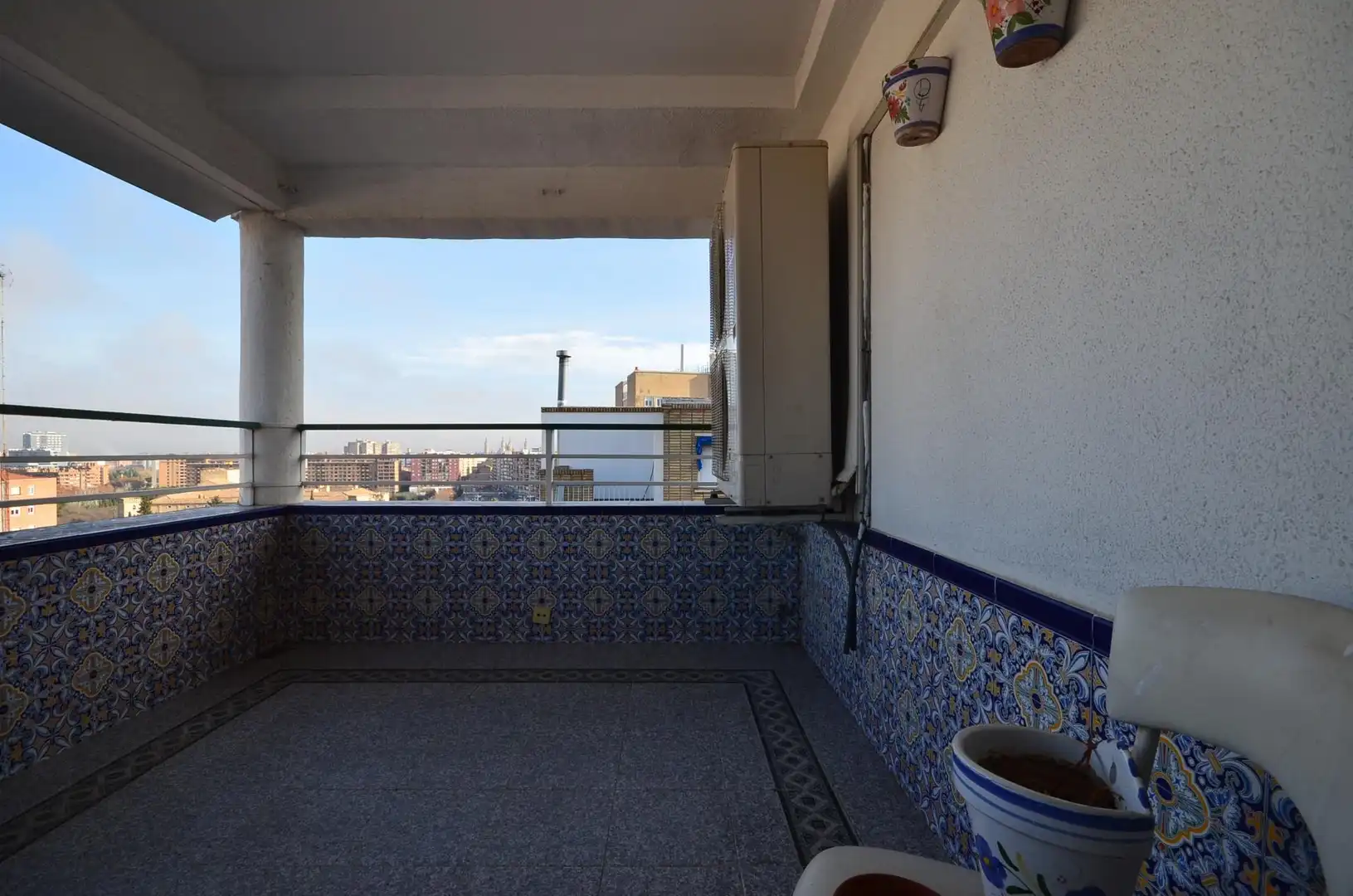 Balcony of Attic for sale in Zaragoza  with Air Conditioner, Heating and Terrace