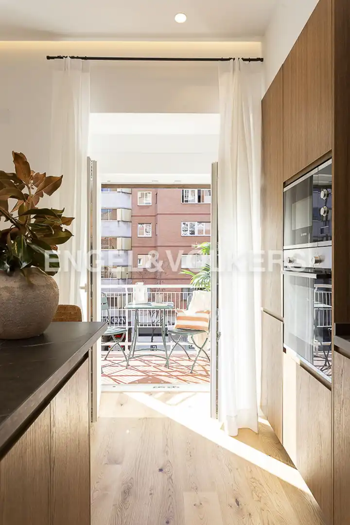 Balcony of Flat for sale in Madrid  with Heating and Terrace