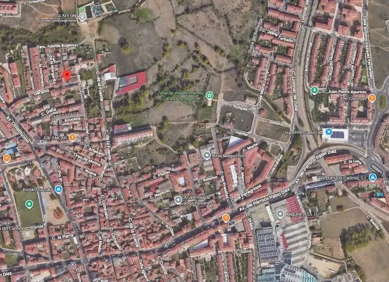 Casa o xalet en venda en San Andrés del Rabanedo amb Calefacció i Jardí privat