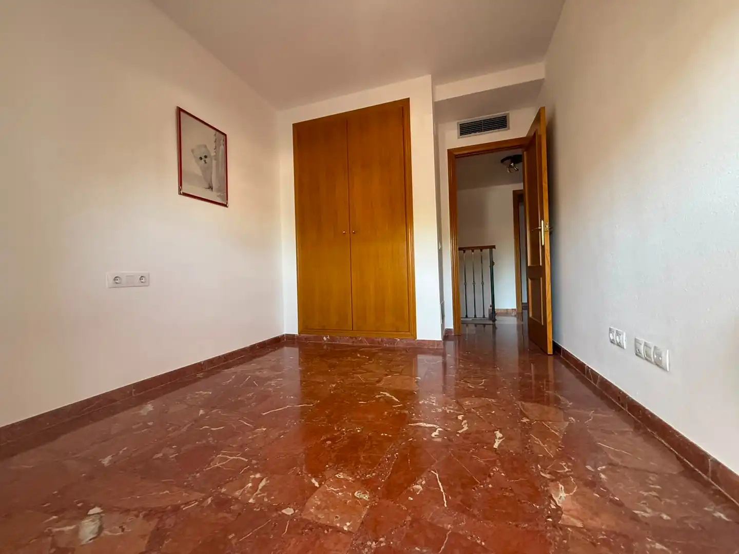 Casa o xalet en venda en La Pobla de Vallbona amb Aire condicionat, Calefacció i Jardí privat