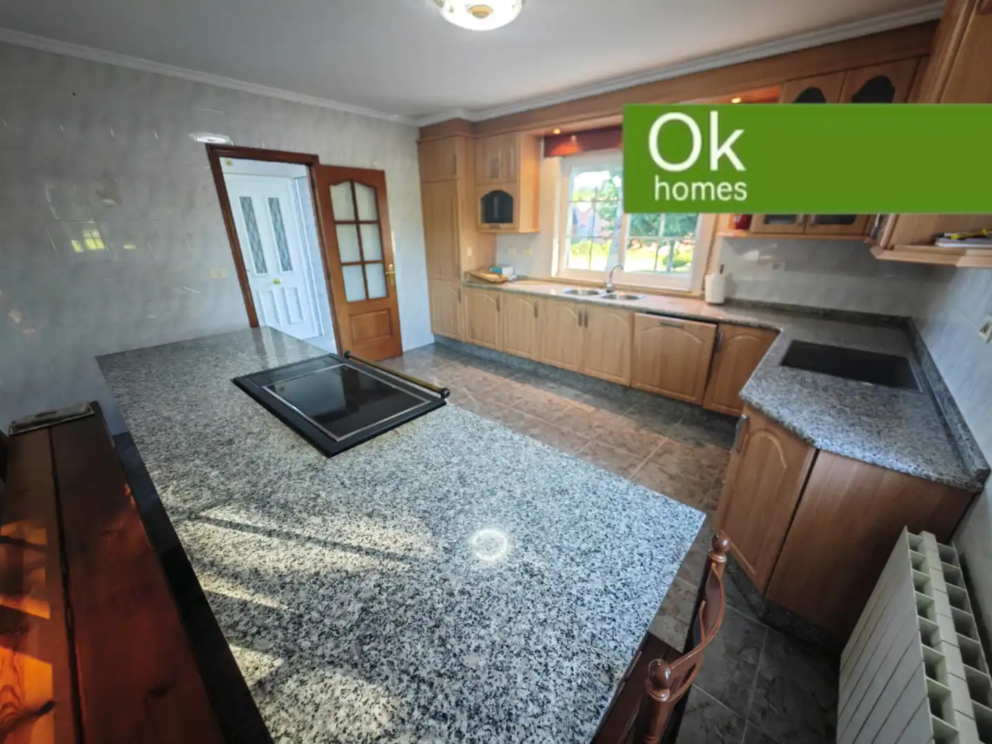 Detached house with terrace for sale in Friol, imagen 6