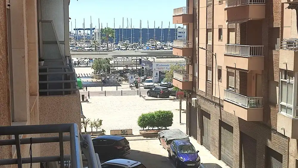 Vista exterior de Pis en venda en Santa Pola amb Terrassa i Moblat
