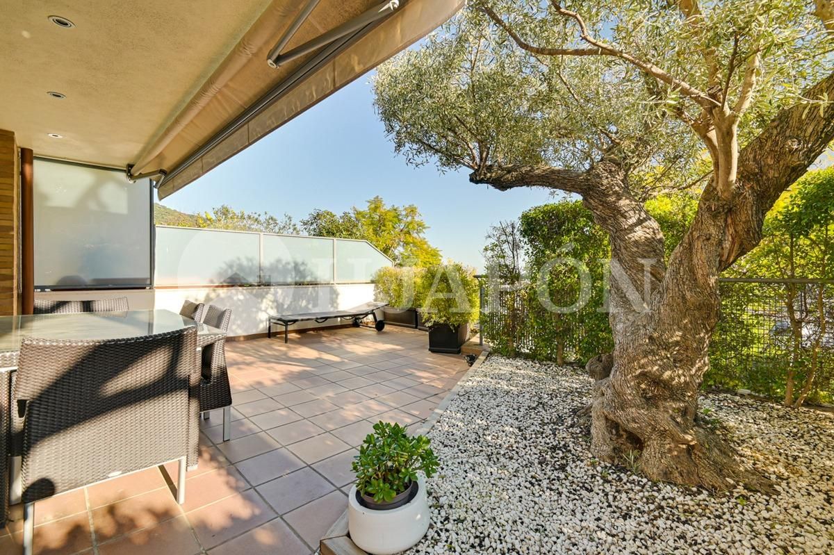 Terrassa de Casa adosada en venda en Teià amb Calefacció, Jardí privat i Terrassa