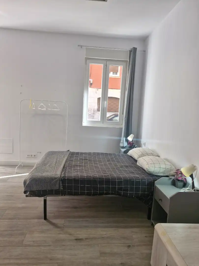 Habitación de Piso de alquiler en Sestao  con Amueblado, Lavadora y Microondas