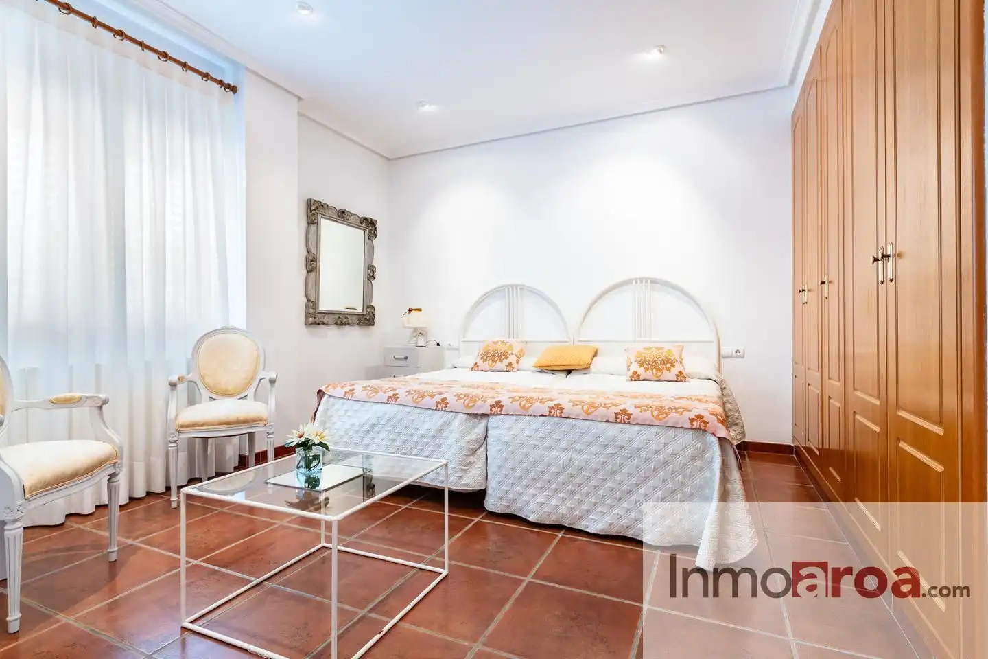 Habitación de Casa o chalet en venta en Paterna con Jardín privado, Terraza y Piscina