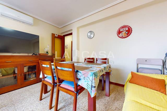 Piso en Venta en Carrer de Trafalgar en La Creu del Grau