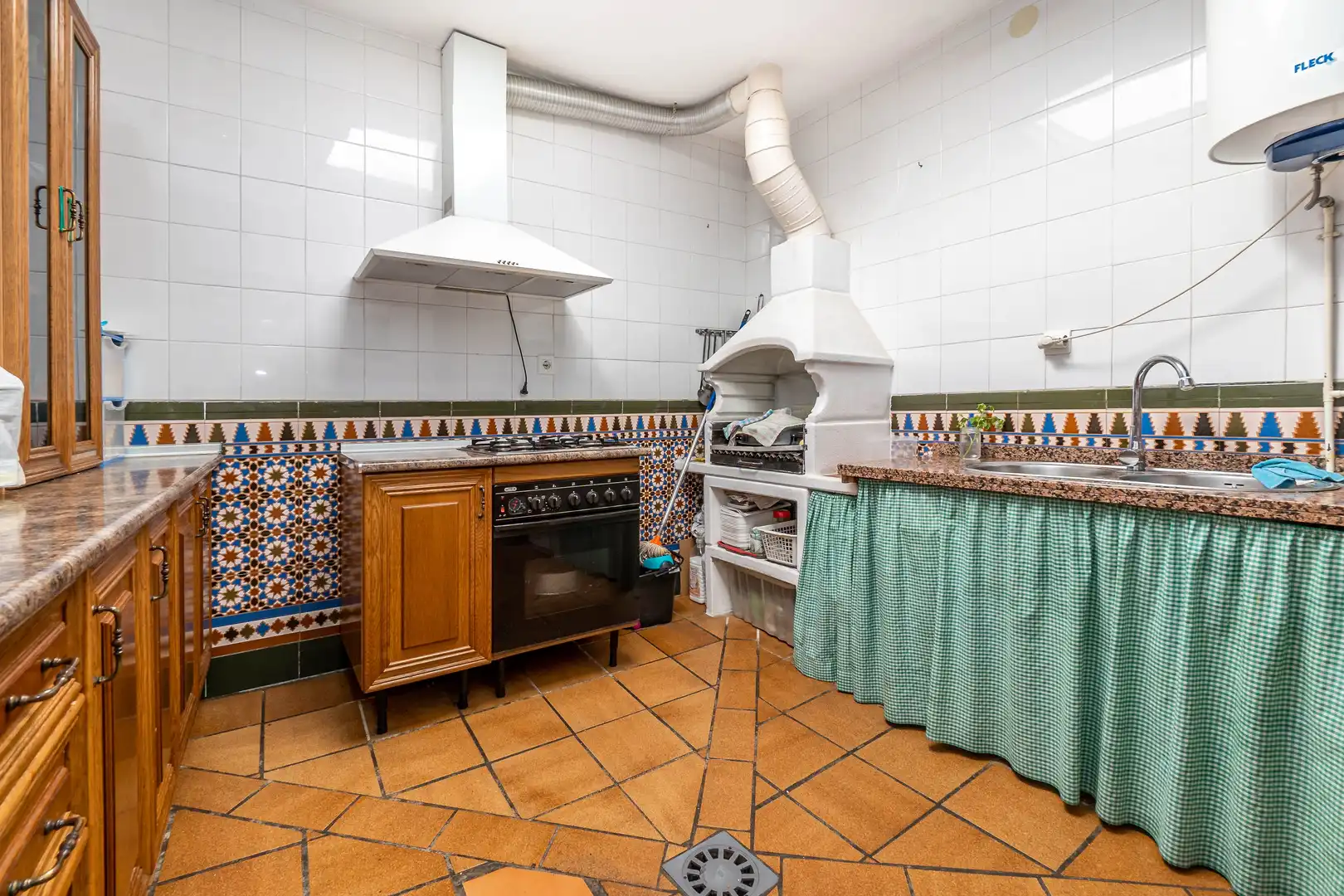 Küche von Haus oder Chalet zum Verkauf in Maracena mit Klimaanlage, Heizung und Terrasse