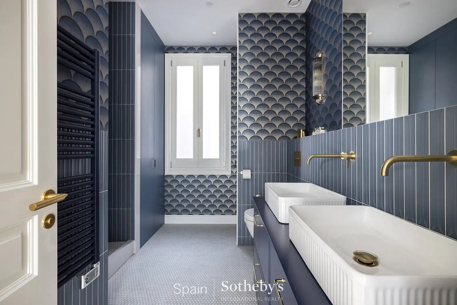 Baño de Apartamento en venta en Barcelona con Aire acondicionado y Terraza