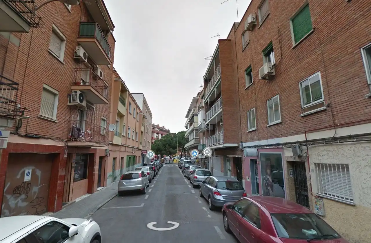 Flat for sale in Villaverde