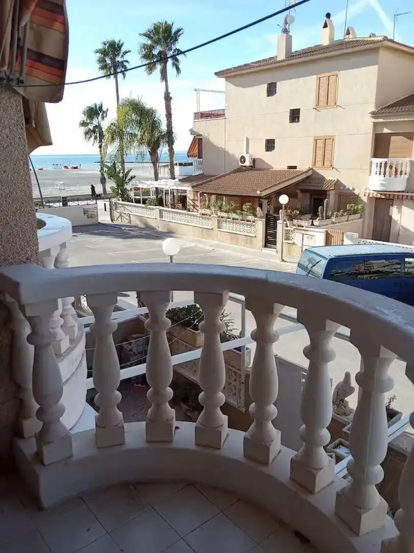 Terraza de Casa o chalet de alquiler en Santa Pola con Amueblado, Lavadora y Microondas